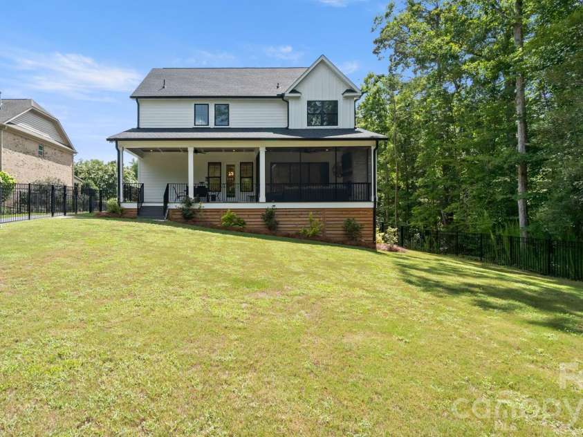471 Kimbrell Crossing Drive, Fort Mill, SC 29715.  MLS# CAR4403359, YatesRealty ID 38000. 