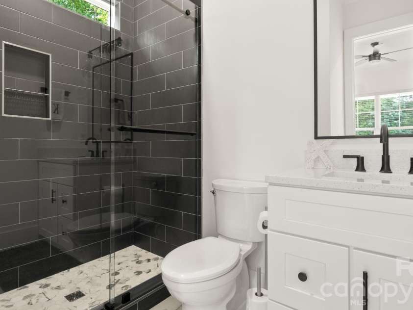471 Kimbrell Crossing Drive, Fort Mill, SC 29715.  MLS# CAR4403359, YatesRealty ID 38000. 