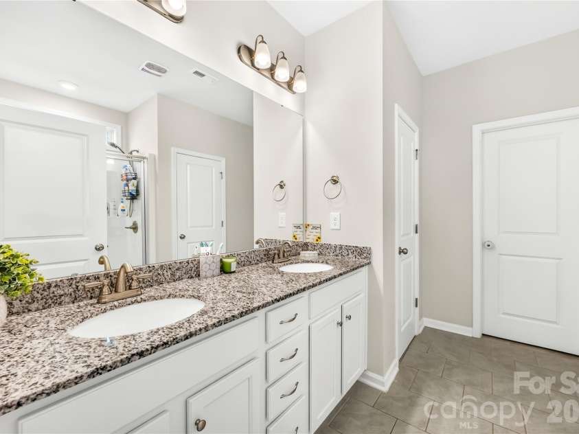 4526 Dover Court, Denver, NC 28037.  MLS# CAR4403576, YatesRealty ID 38002. 