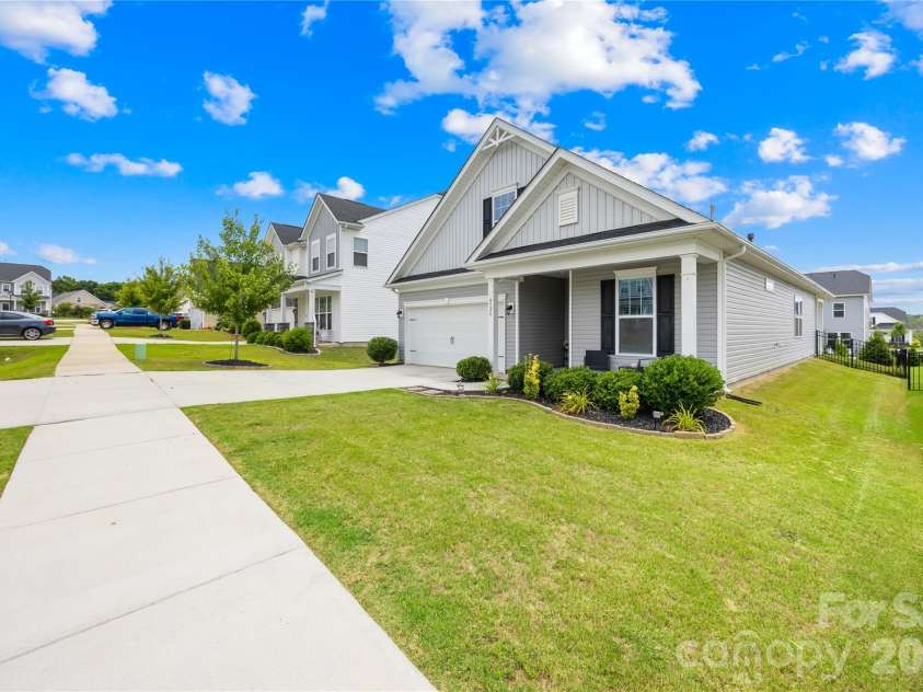 4526 Dover Court, Denver, NC 28037.  MLS# CAR4403576, YatesRealty ID 38002. Welcome Home!