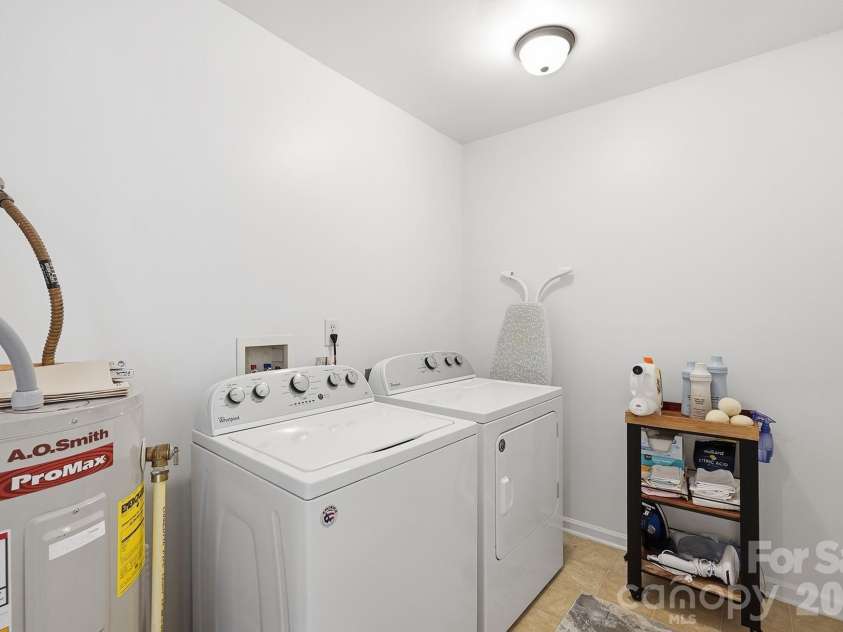 203 Tail Race Lane, Fort Mill, SC 29715.  MLS# CAR4402289, YatesRealty ID 38003. Laundry Room