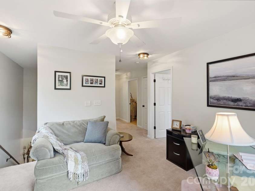 203 Tail Race Lane, Fort Mill, SC 29715.  MLS# CAR4402289, YatesRealty ID 38003. Loft/Flex room with ceiling fan