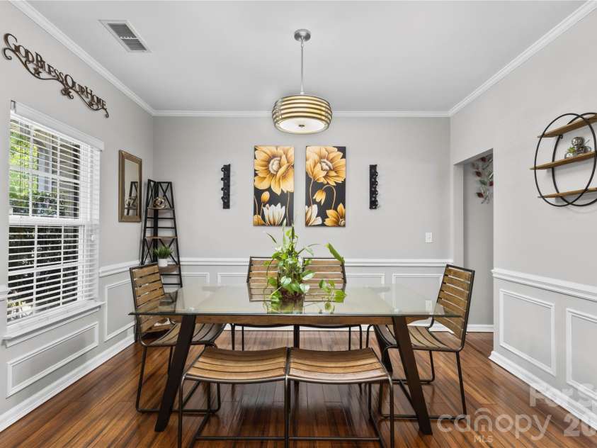 6600 Hermsley Road, Charlotte, NC 28278.  MLS# CAR4404329, YatesRealty ID 38004. 