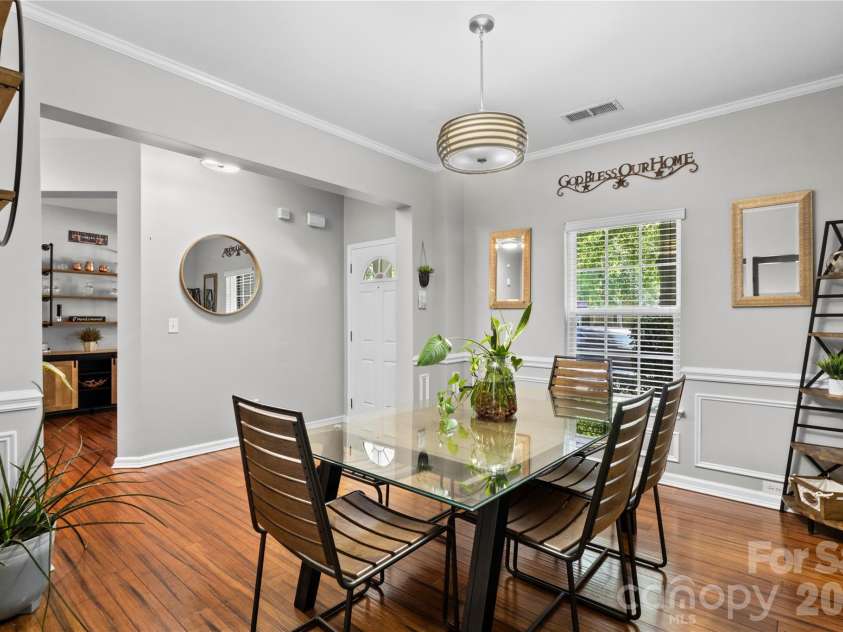 6600 Hermsley Road, Charlotte, NC 28278.  MLS# CAR4404329, YatesRealty ID 38004. 