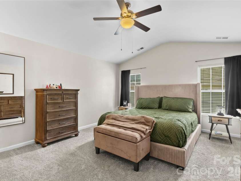 6600 Hermsley Road, Charlotte, NC 28278.  MLS# CAR4404329, YatesRealty ID 38004. 