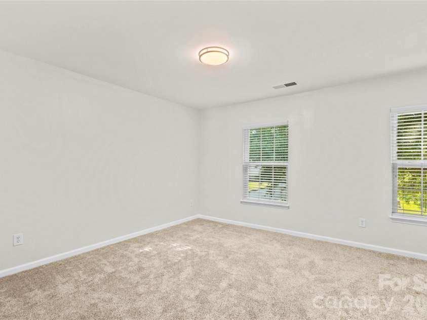 6600 Hermsley Road, Charlotte, NC 28278.  MLS# CAR4404329, YatesRealty ID 38004. 