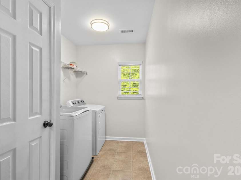 6600 Hermsley Road, Charlotte, NC 28278.  MLS# CAR4404329, YatesRealty ID 38004. 