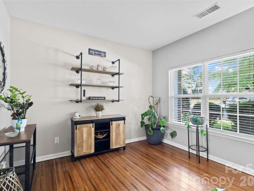 6600 Hermsley Road, Charlotte, NC 28278.  MLS# CAR4404329, YatesRealty ID 38004. 