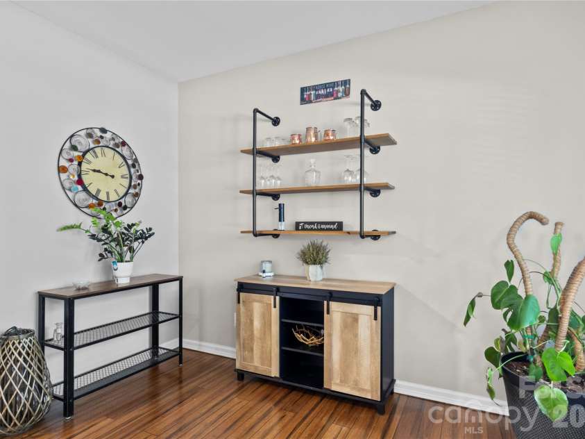 6600 Hermsley Road, Charlotte, NC 28278.  MLS# CAR4404329, YatesRealty ID 38004. 