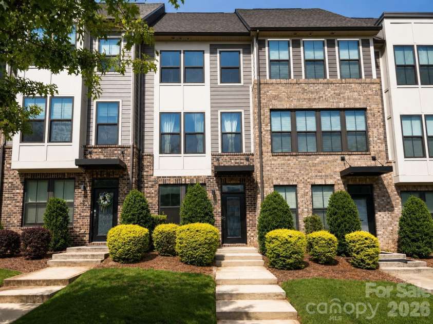 658 Uwharrie River Road, Charlotte, NC 28211.  MLS# CAR4404339, YatesRealty ID 38009. 