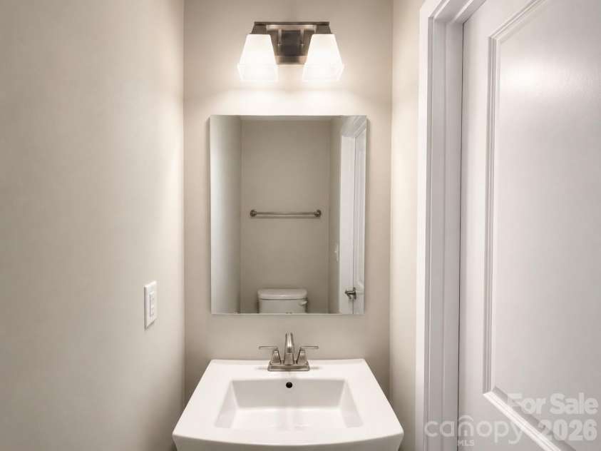 658 Uwharrie River Road, Charlotte, NC 28211.  MLS# CAR4404339, YatesRealty ID 38009. 