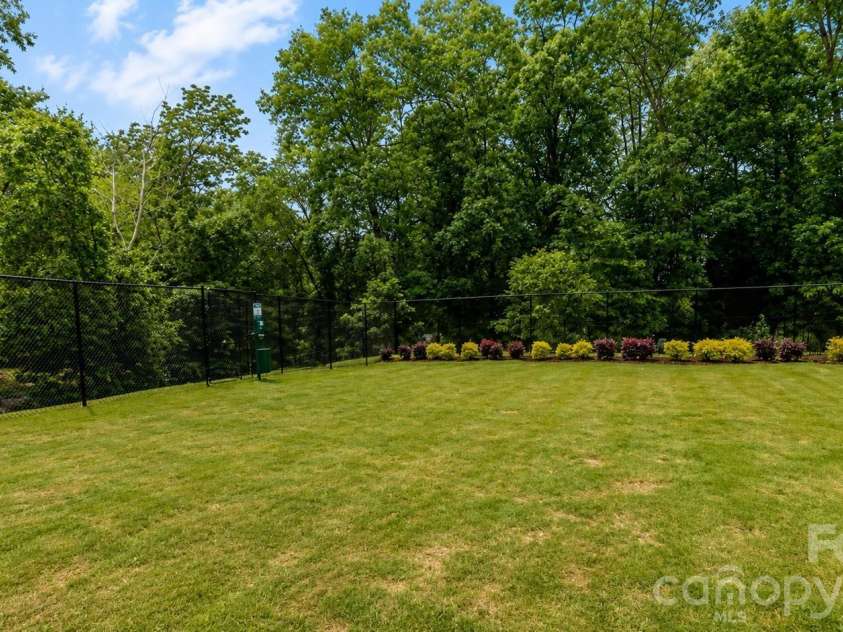 658 Uwharrie River Road, Charlotte, NC 28211.  MLS# CAR4404339, YatesRealty ID 38009. 