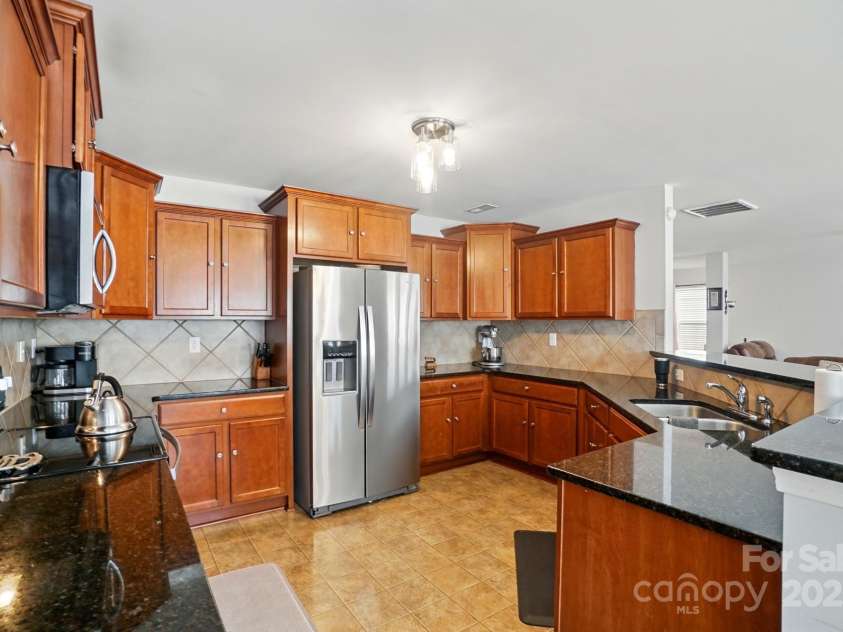 3272 Saddlebrook Drive, Midland, NC 28107.  MLS# CAR4238749, YatesRealty ID 3801. 