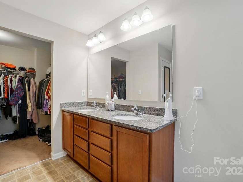 3272 Saddlebrook Drive, Midland, NC 28107.  MLS# CAR4238749, YatesRealty ID 3801. 