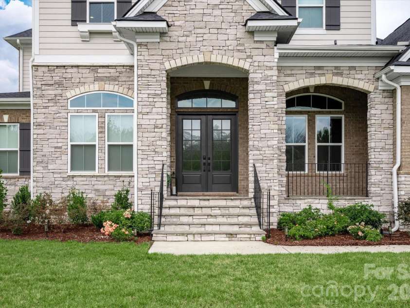 116 Ellison Way, Waxhaw, NC 28173.  MLS# CAR4402895, YatesRealty ID 38010. 