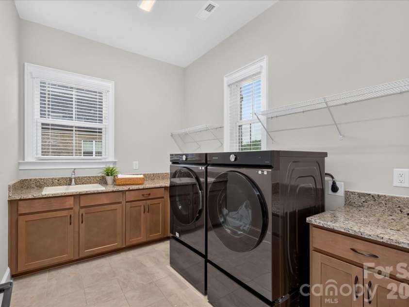 116 Ellison Way, Waxhaw, NC 28173.  MLS# CAR4402895, YatesRealty ID 38010. 