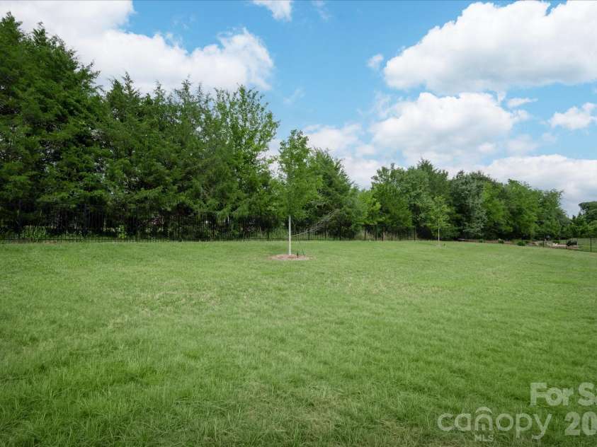 116 Ellison Way, Waxhaw, NC 28173.  MLS# CAR4402895, YatesRealty ID 38010. 
