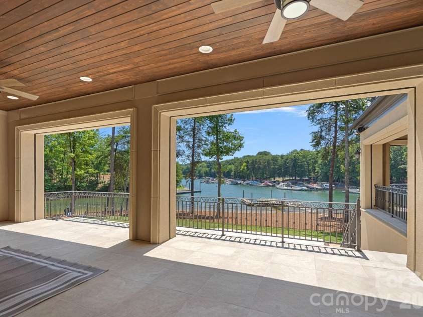 101 Wellfleet Lane, Mooresville, NC 28117.  MLS# CAR4401124, YatesRealty ID 38012. 