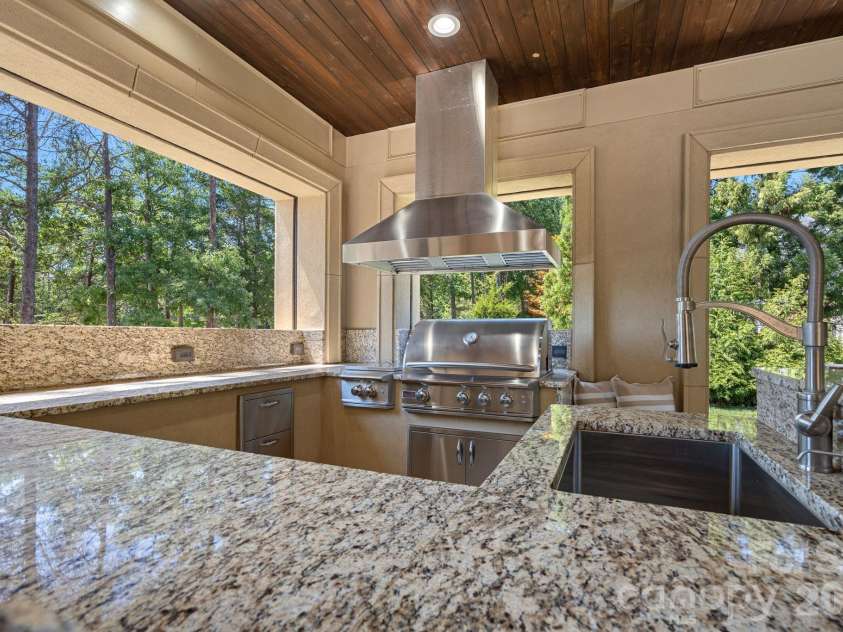 101 Wellfleet Lane, Mooresville, NC 28117.  MLS# CAR4401124, YatesRealty ID 38012. 