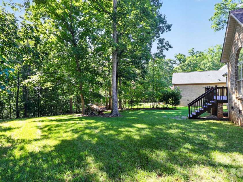 4817 Pimlico Lane, Waxhaw, NC 28173.  MLS# CAR4404456, YatesRealty ID 38013. 