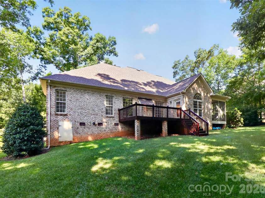 4817 Pimlico Lane, Waxhaw, NC 28173.  MLS# CAR4404456, YatesRealty ID 38013. 