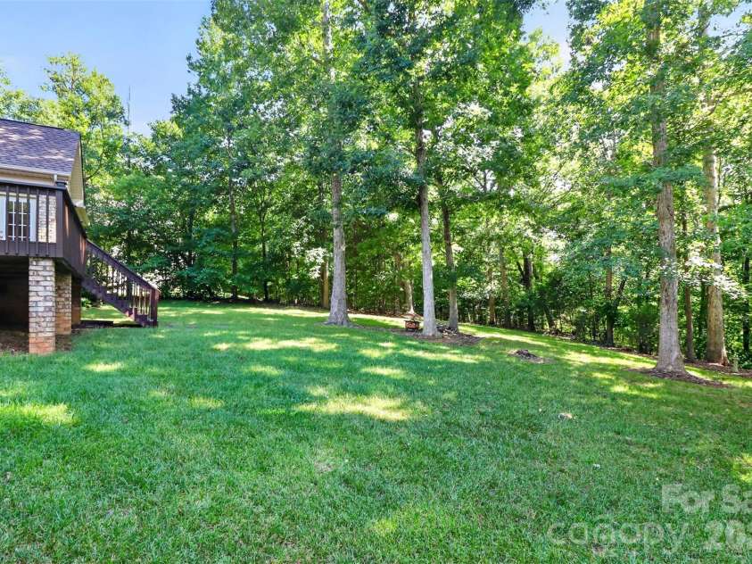 4817 Pimlico Lane, Waxhaw, NC 28173.  MLS# CAR4404456, YatesRealty ID 38013. 