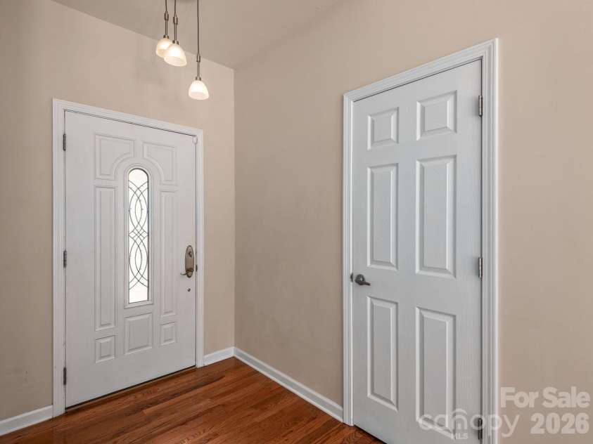 509 Shamrock Drive, Asheville, NC 28803.  MLS# CAR4402725, YatesRealty ID 38014. Inside front door and coat closet