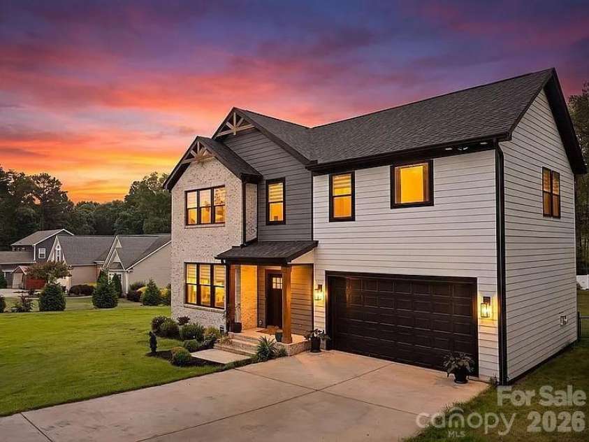 208 Morris Farm Road, Stanley, NC 28164.  MLS# CAR4404271, YatesRealty ID 38016. 