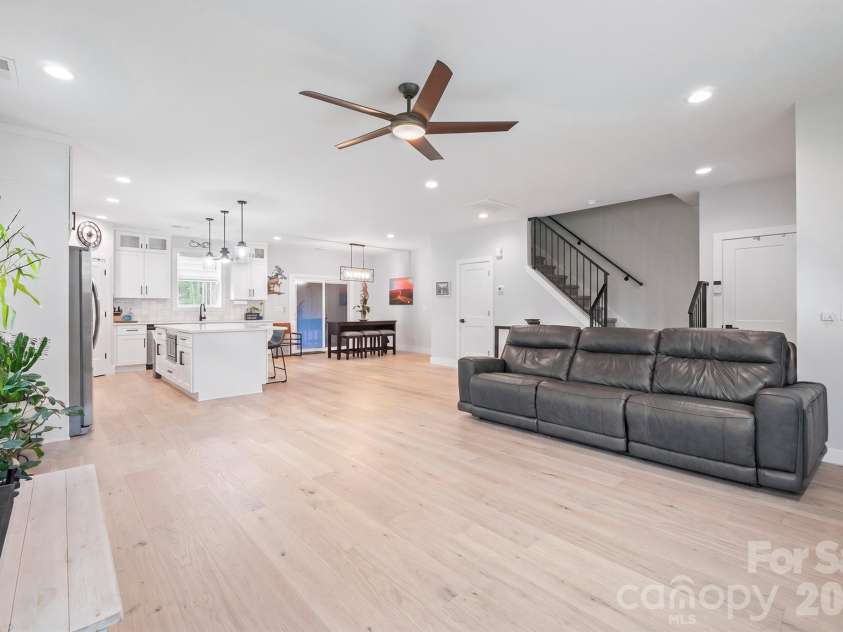 208 Morris Farm Road, Stanley, NC 28164.  MLS# CAR4404271, YatesRealty ID 38016. 