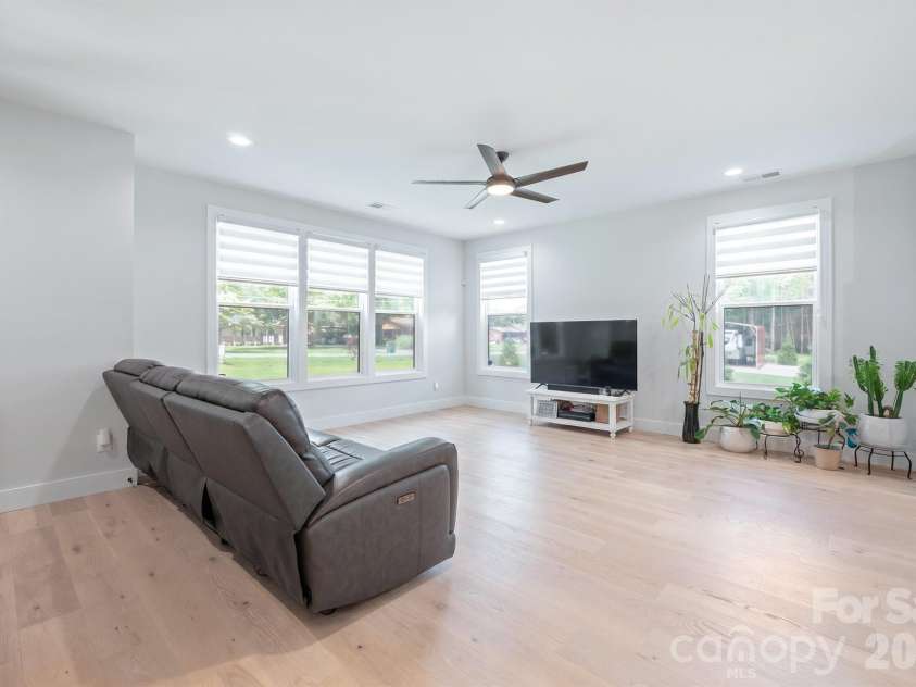 208 Morris Farm Road, Stanley, NC 28164.  MLS# CAR4404271, YatesRealty ID 38016. 