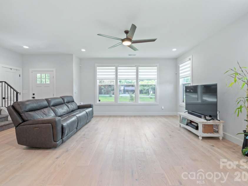 208 Morris Farm Road, Stanley, NC 28164.  MLS# CAR4404271, YatesRealty ID 38016. 