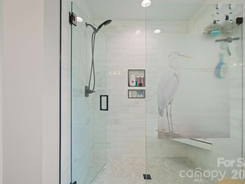 208 Morris Farm Road, Stanley, NC 28164.  MLS# CAR4404271, YatesRealty ID 38016. 