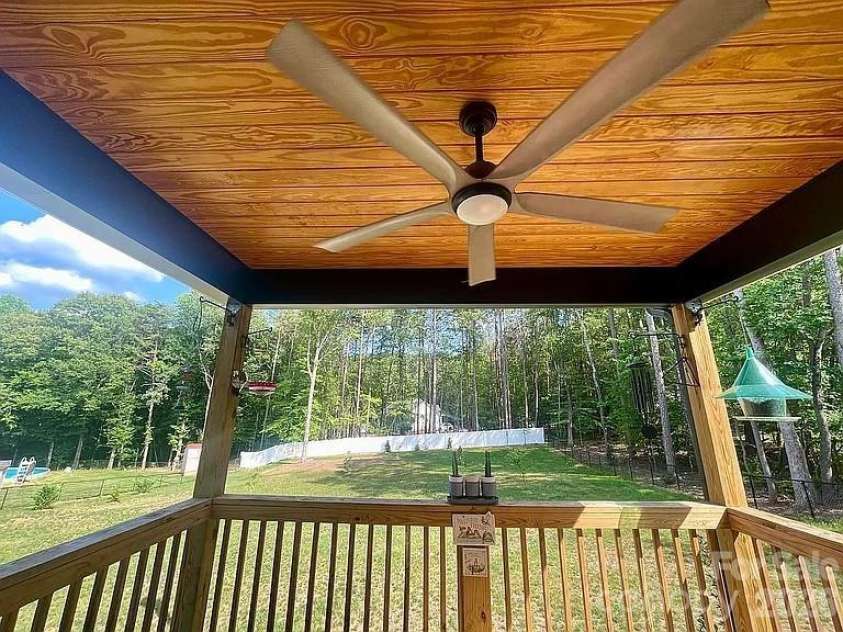 208 Morris Farm Road, Stanley, NC 28164.  MLS# CAR4404271, YatesRealty ID 38016. 