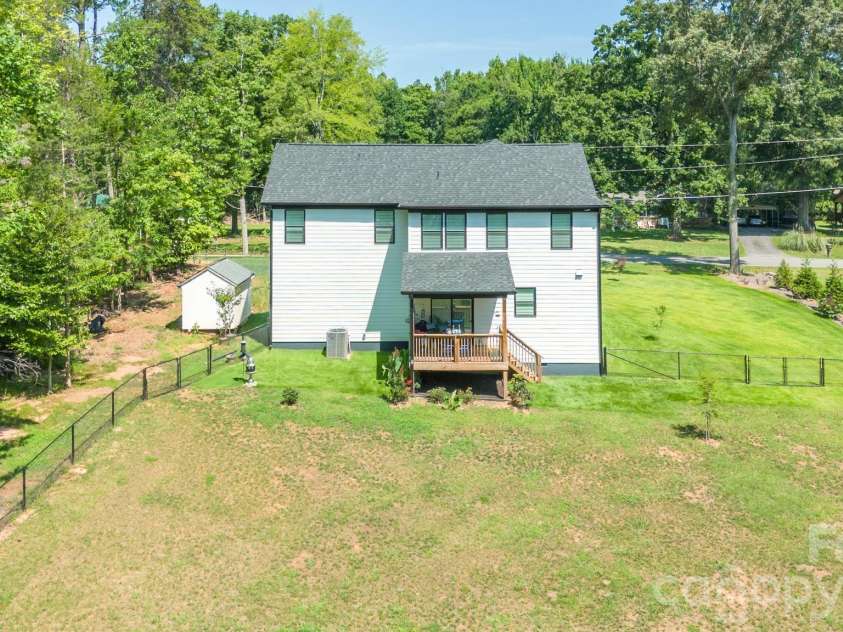 208 Morris Farm Road, Stanley, NC 28164.  MLS# CAR4404271, YatesRealty ID 38016. 