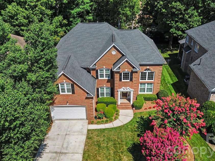 10110 Paradise Ridge Road, Charlotte, NC 28277.  MLS# CAR4400401, YatesRealty ID 38018. 