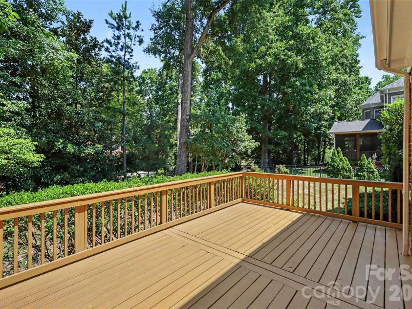 10110 Paradise Ridge Road, Charlotte, NC 28277.  MLS# CAR4400401, YatesRealty ID 38018. 