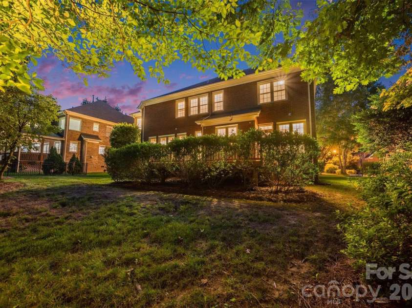 10110 Paradise Ridge Road, Charlotte, NC 28277.  MLS# CAR4400401, YatesRealty ID 38018. 