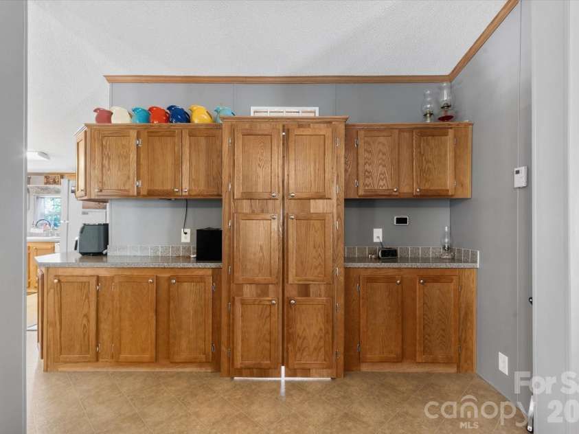 135 Basswood Drive, Nebo, NC 28761.  MLS# CAR4404672, YatesRealty ID 38020. 