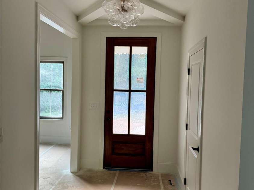 2815 1st Street, Hickory, NC 28601.  MLS# CAR4405271, YatesRealty ID 38021. 