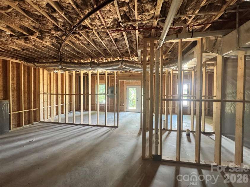 2815 1st Street, Hickory, NC 28601.  MLS# CAR4405271, YatesRealty ID 38021. 