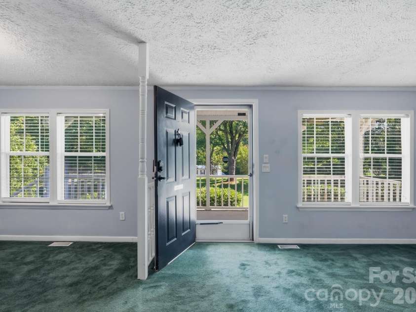 2322 Cyrus Drive, Clover, SC 29710.  MLS# CAR4402503, YatesRealty ID 38022. 