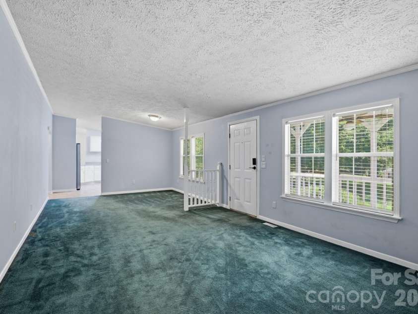 2322 Cyrus Drive, Clover, SC 29710.  MLS# CAR4402503, YatesRealty ID 38022. 