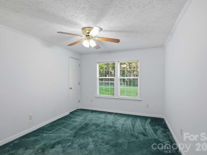 2322 Cyrus Drive, Clover, SC 29710.  MLS# CAR4402503, YatesRealty ID 38022. 
