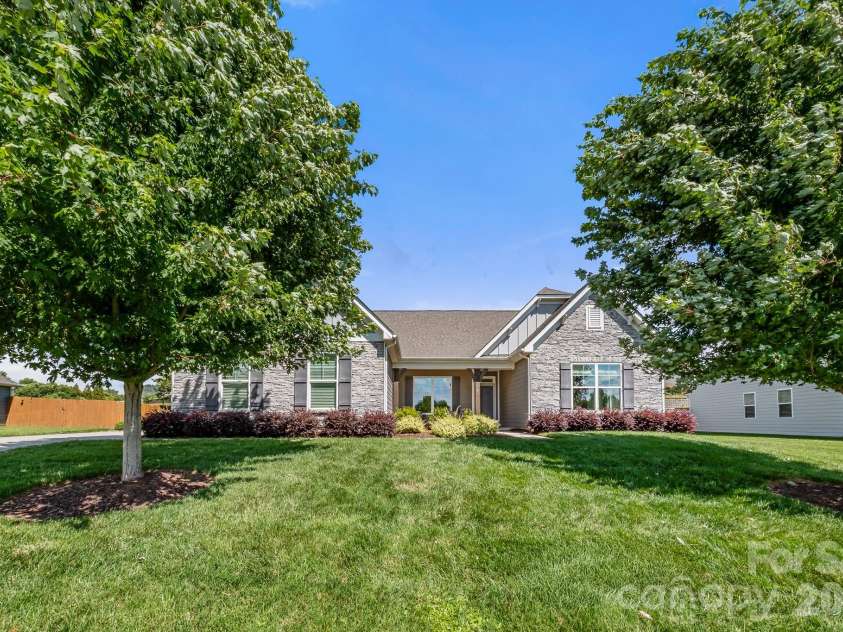 115 Morden Loop, Mooresville, NC 28115.  MLS# CAR4395597, YatesRealty ID 38025. 