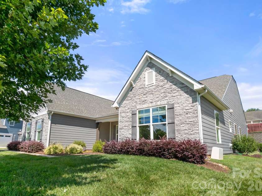 115 Morden Loop, Mooresville, NC 28115.  MLS# CAR4395597, YatesRealty ID 38025. 