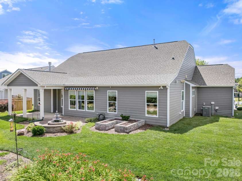 115 Morden Loop, Mooresville, NC 28115.  MLS# CAR4395597, YatesRealty ID 38025. 
