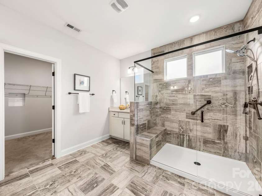 115 Morden Loop, Mooresville, NC 28115.  MLS# CAR4395597, YatesRealty ID 38025. Primary Bath