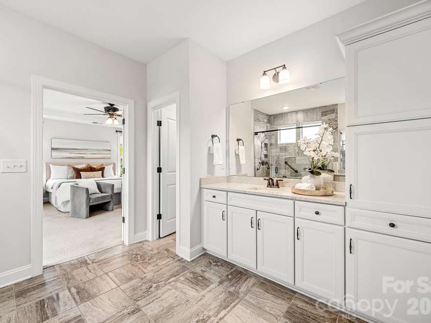 115 Morden Loop, Mooresville, NC 28115.  MLS# CAR4395597, YatesRealty ID 38025. Primary Bath