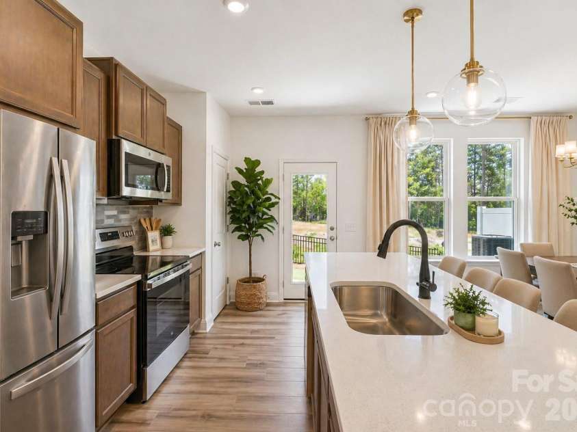 7563 Ethora Way, Charlotte, NC 28216.  MLS# CAR4394778, YatesRealty ID 38027. Kitchen - Digital Representation.