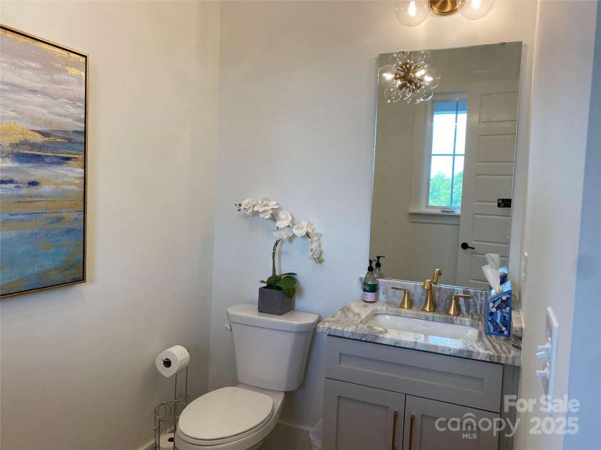 19044 Newburg Hill Road, Davidson, NC 28036.  MLS# CAR4248042, YatesRealty ID 38029. 